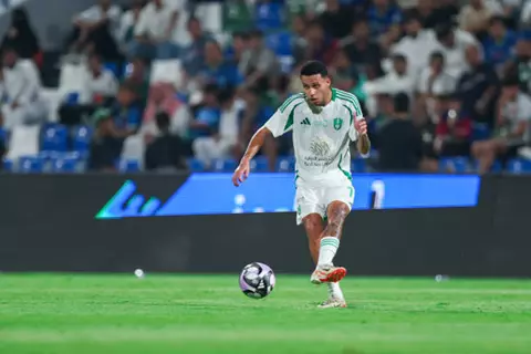 بعد موسم وحيد.. أليكساندر يغادر أهلي جدة